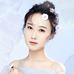 Autographed Trove Carafe 2019 Autographed by Wang Yuno Jing